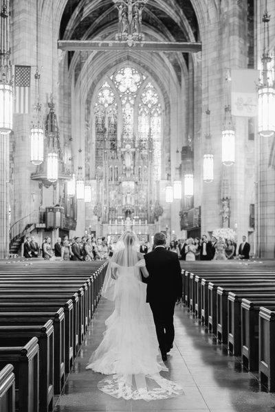 NYC Wedding Photographer: St. Vincent Ferrer Church wedding