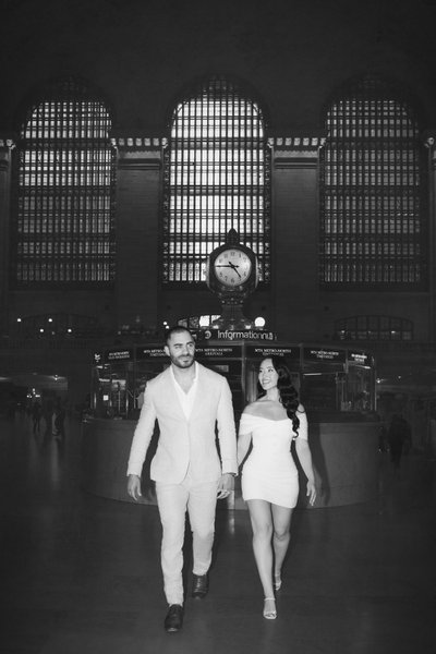 NYC Engagement Photographer: Grand Central Terminal