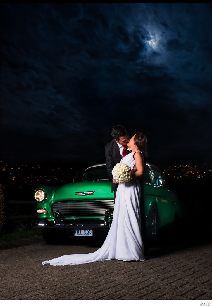 Wedding Photography bride and groom in San Jose Costa Rica