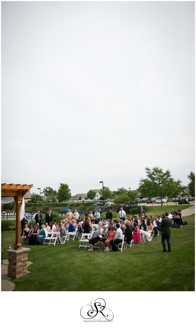 Outdoor Ceremony Strawberry Creek Kenosha Kenosha Weddings The Club