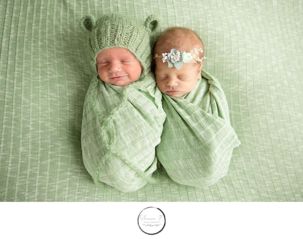 Photography for Newborns: Twin Babies