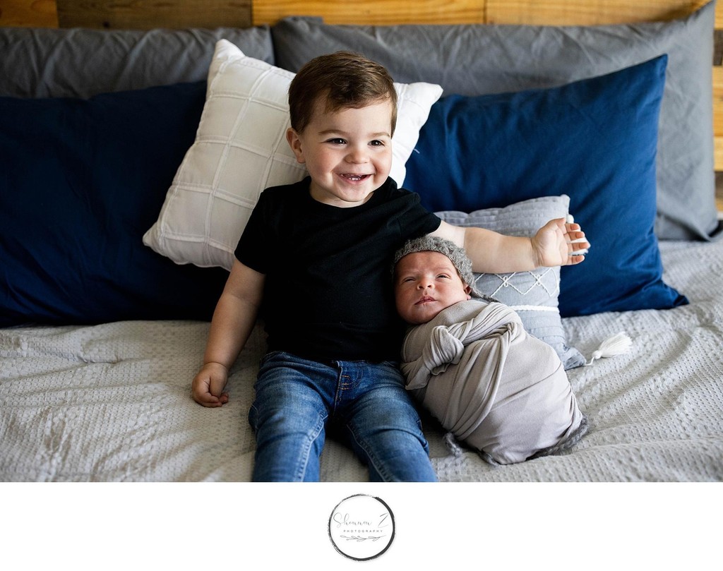 Proud Brother : In Home Newborn Photos