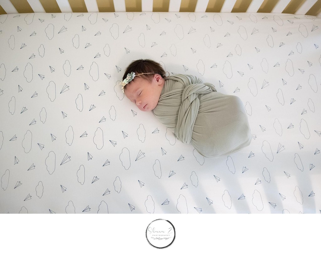 Her Crib : In Home Newborn Photos