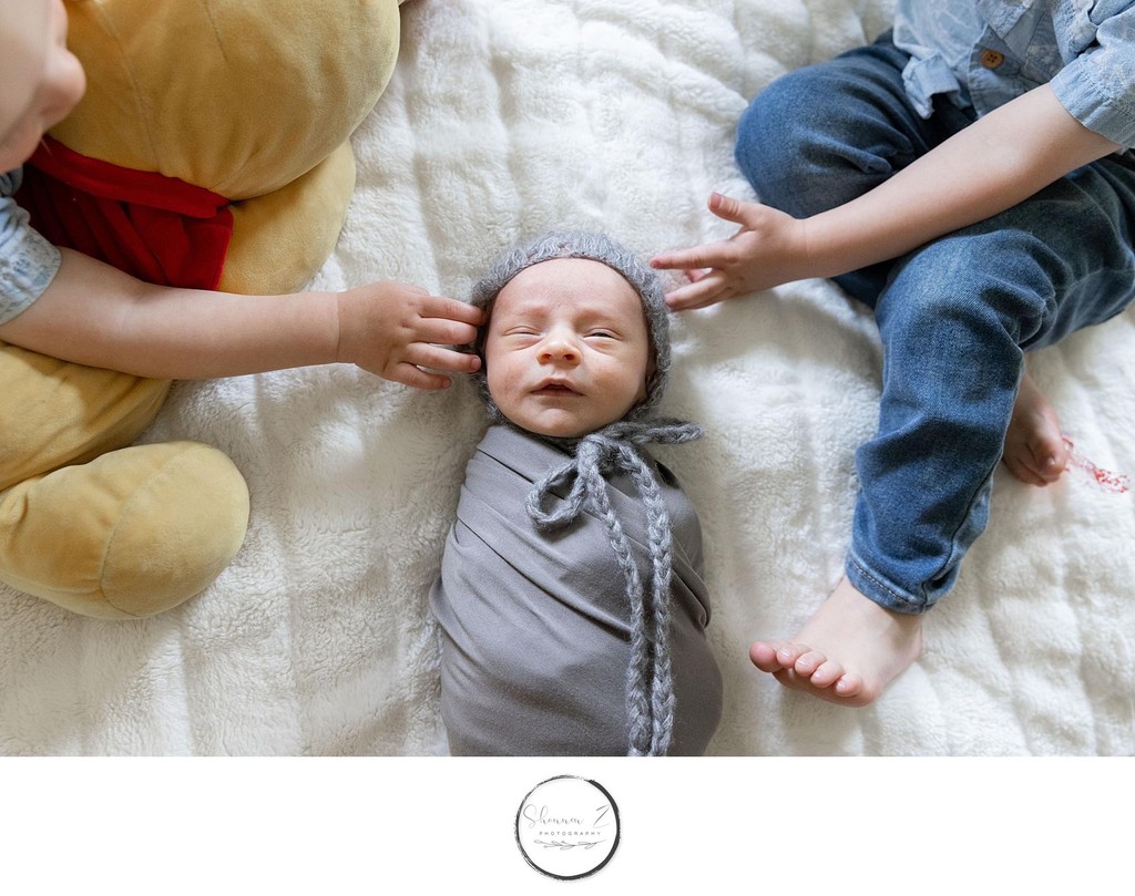 Big Brothers : In Home Newborn Photos