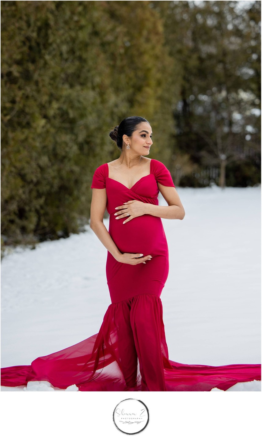 Outdoor Winter Photos: Kenosha Maternity