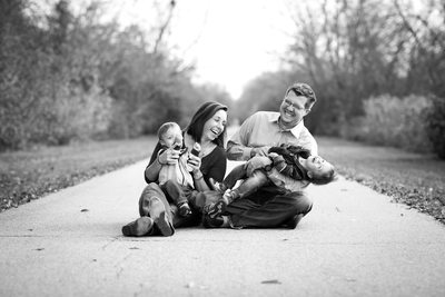Pleasant Prairie WI Family photo with twins