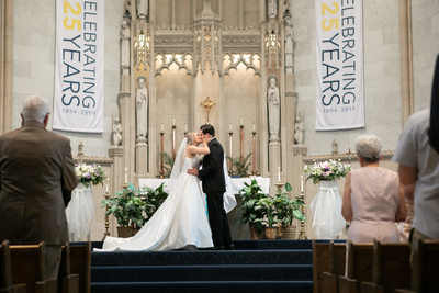 The Kiss: Milwaukee Wedding Photographers Gesu Church