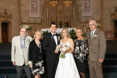 Milwaukee Wedding Photographers: Family Formals Gesu Church