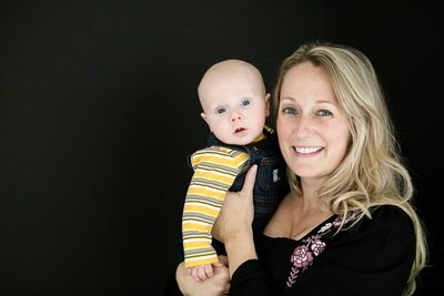 Lifestyle Milestone Shoot: Mother and Baby