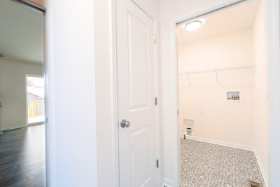 Laundry Room: Realestate Photography