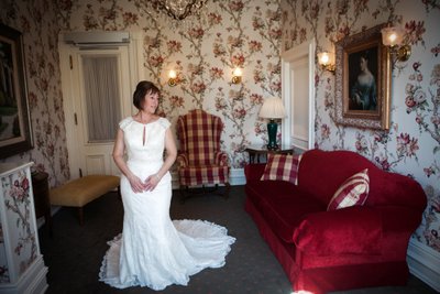 Bride Wedding Photos: The Wisconsin Club