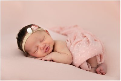 Baby Girl: Newborn Photos