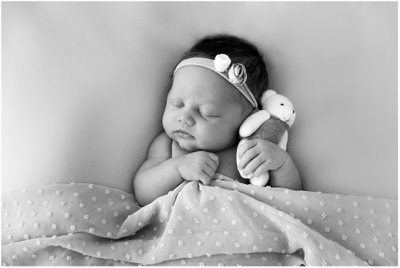 Snuggle Baby: Newborn Photography