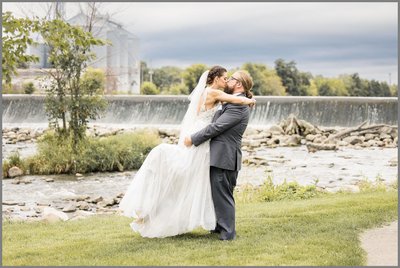 Veterans Terrace: Waterfall Wedding