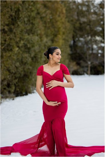 Outdoor Winter Photos: Kenosha Maternity