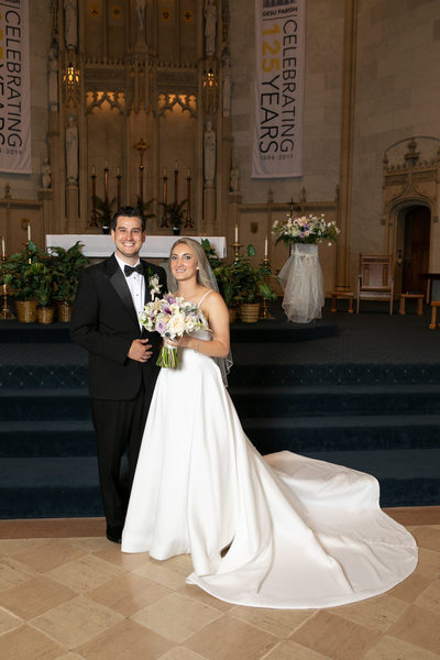 Formal Pose: Milwaukee Wedding Photographers