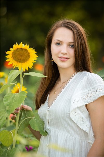 Senior Photos: Sunflower Field