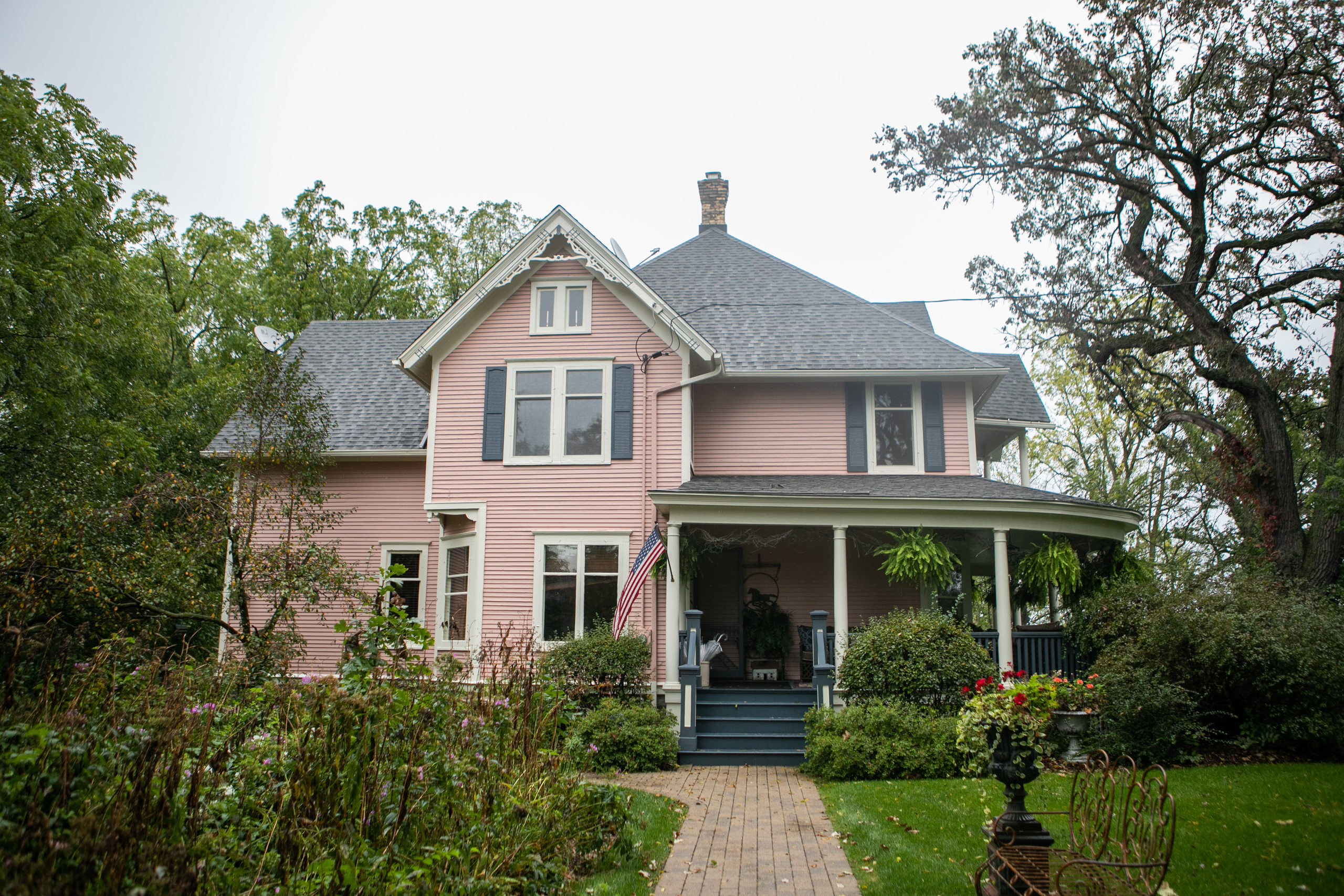 The Farm at Dover Wisconsin Wedding Venue Shannon Z Photography