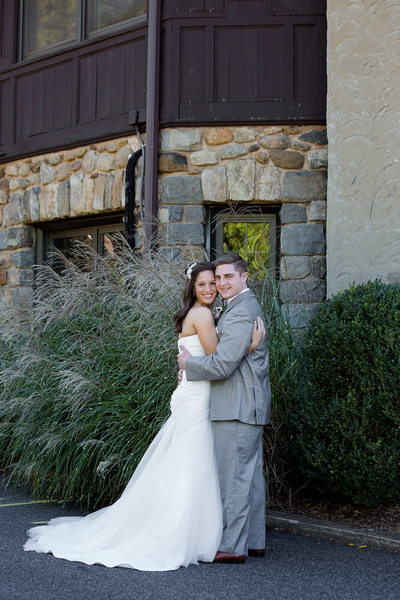 Paramount Country Club Bride and Groom