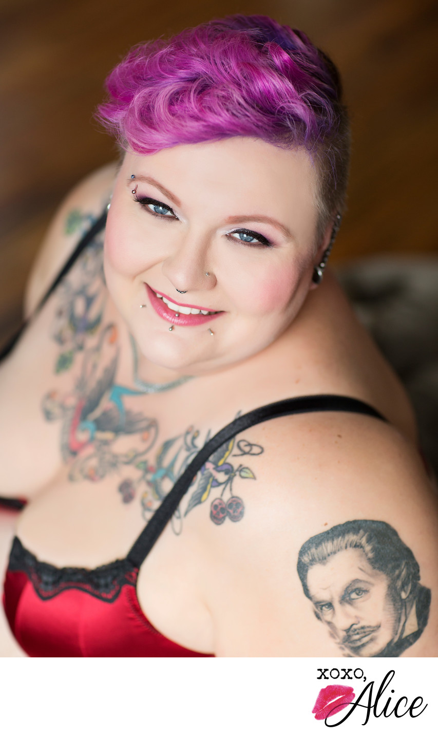 Boudoir Photograph St Louis Missouri beauty plus size