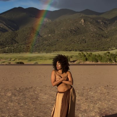 natural hair and rainbow nudes in nature XOXO Alice STL