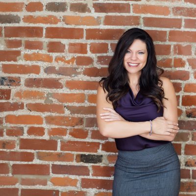 professional womens headshots portraits linkedin 
