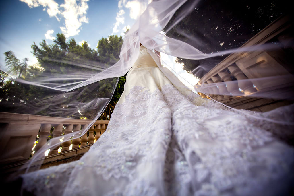 Weddings at the Phoenician in Scottsdale Arizona - Best Scottsdale Wedding Photographers - Ben and Kelly Photography 
