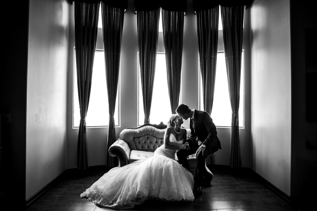 Romantic wedding portrait photography in Phoenix
