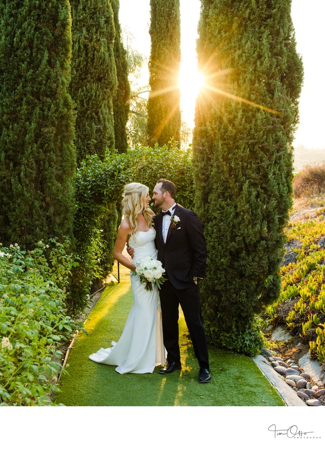 Falkner winery bride and groom in temecula