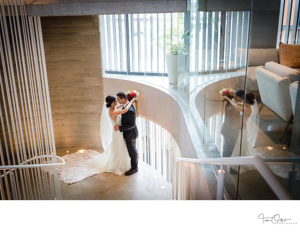 bride and groom at the Alia Marea beach resort.
