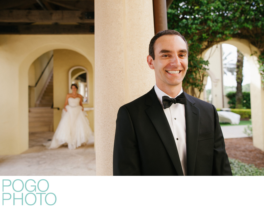 Jupiter Photographer Snaps Excited Couple's First Look