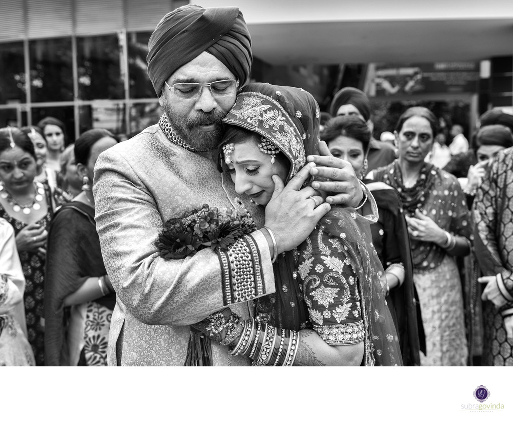 Award-winning emotional Sikh wedding photography in Singapore by Subra Govinda.