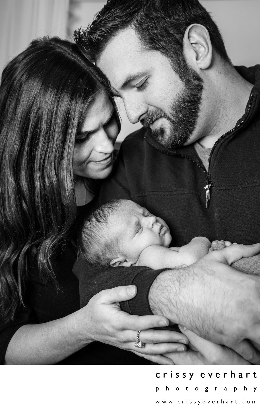 Family Portraits with New Baby - Lifestyle Session