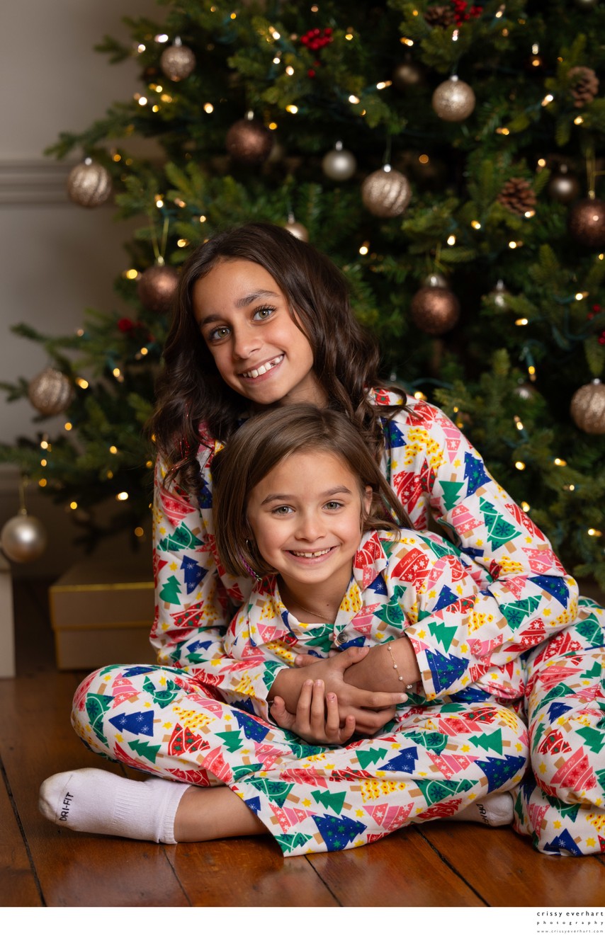 Sisters in PJs for Christmas Card Photos