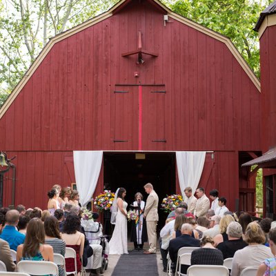 Elmwood Park Zoo Red Barn Wedding Ceremony