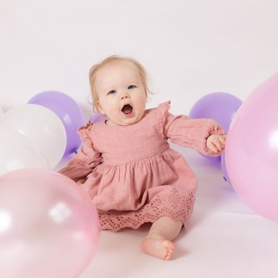 1st Birthday Photos with Balloons