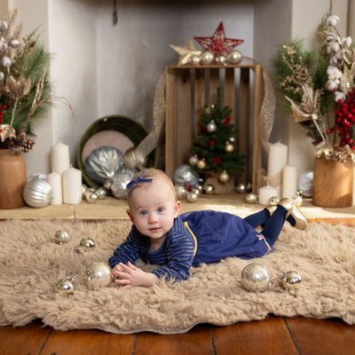 Baby's FIrst Christmas Photoshoot