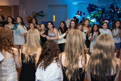 Coke Vs Pepsi - Mitzvah Games