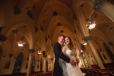unique church wedding photos