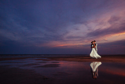 beach sunset wedding photography
