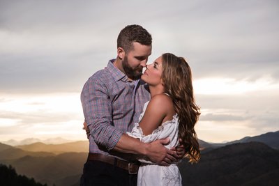 Lookout Mountain Colorado Sunset Engagement Photoshoot 