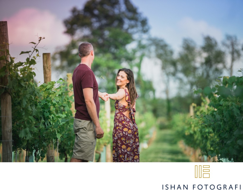 Willow Creek Winery Engagement Photos
