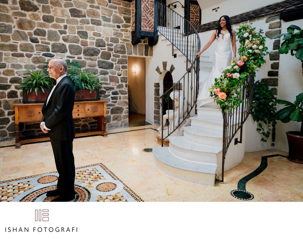 pleasantdale-chateau-wedding-dad-first-look