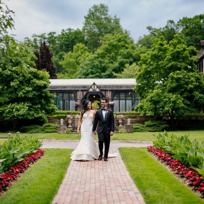 pleasantdale-chateau-summer-wedding-photos