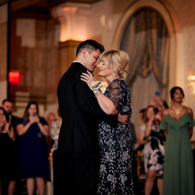 the-grove-wedding-reception-mother-groom