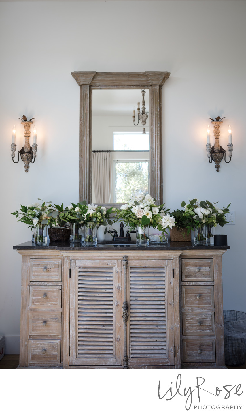 The Barn at Harrow Cellars Bridal Suite Wedding Photo
