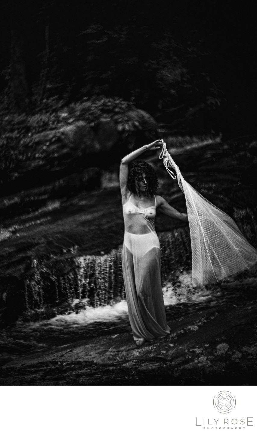 Outdoor Boudoir Photography on Location