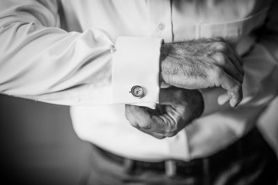 Best Photography of a Groom's Cuff-links