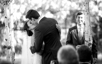 Cornerstone Sonoma Wedding Photographers Kiss