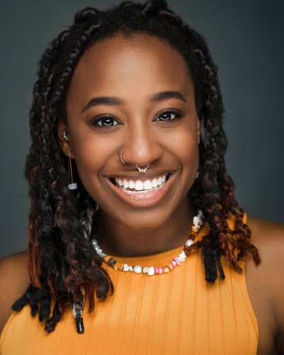 Best Modern Professional Headshot Photographers